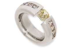 Ring_WG_Brillanten_Gelbbrillant.jpg
